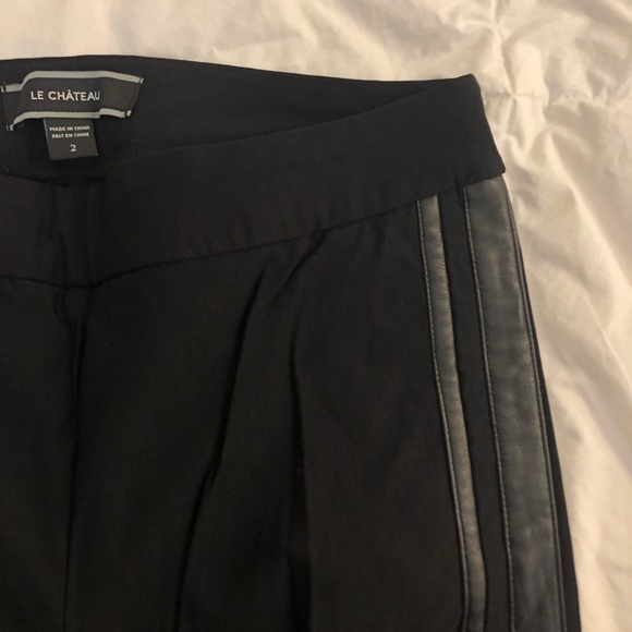 Le Chateau Black Leggings Size 2 - Picture 1 of 5